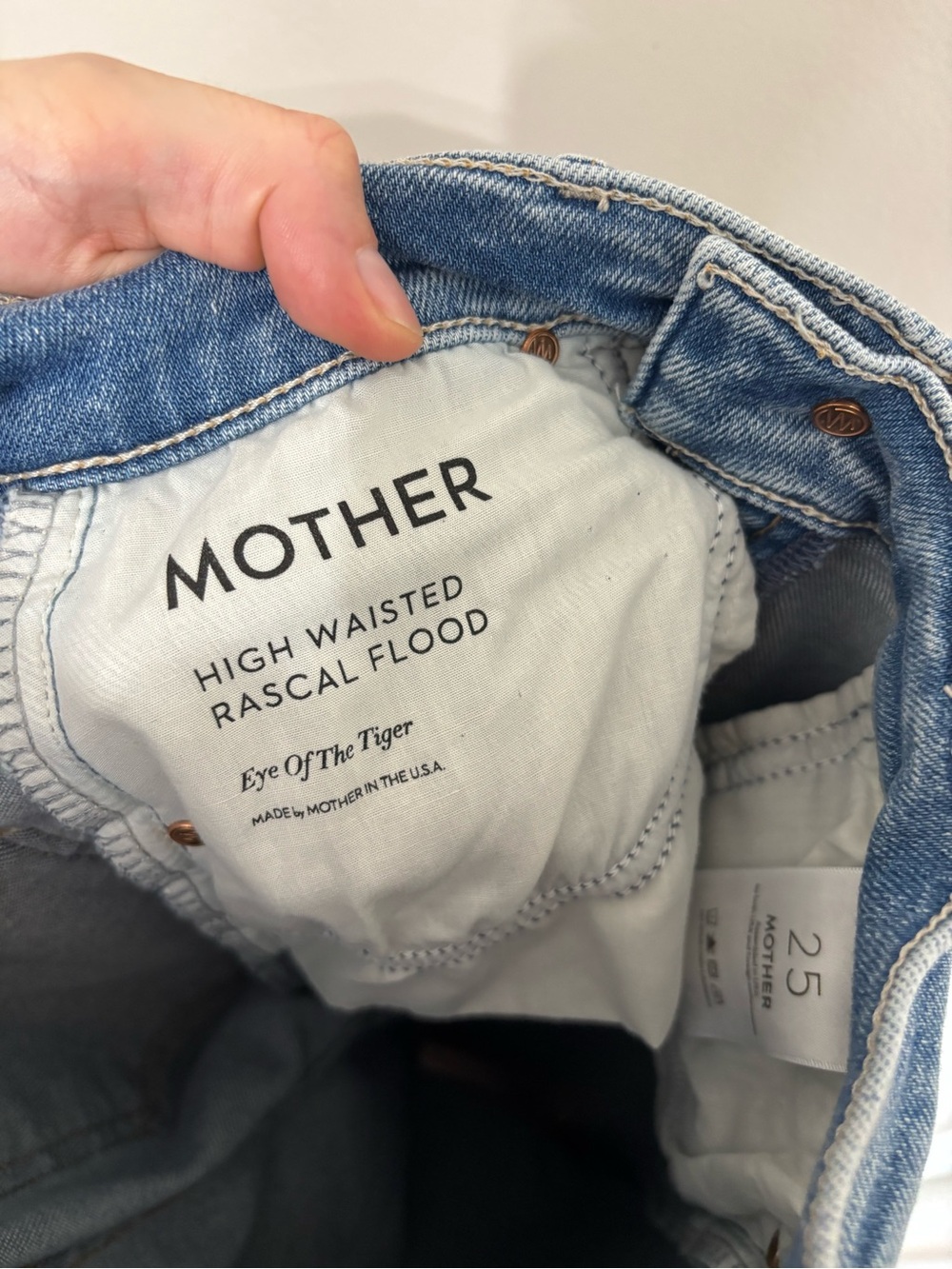 MOTHER Denim High Waisted Rascal Flood Jeans in Eye Of The Tiger Wash - Size 25 - Picture 5 of 10